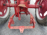 Oldtimers  Mc Cormick Farmall 200