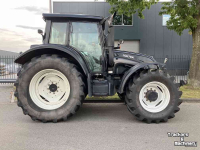 Tractor Valtra N142