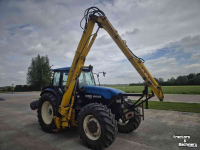 Tractor New Holland 8360 Herder Grenadier MBK 135 LS