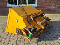 Ration feeder Giant Mestverdeelbak MVB1250