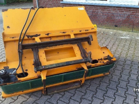 Ration feeder Giant mestverdeelbak MVB1250