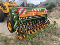 Seed drill Amazone D7-300