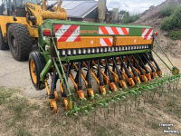 Seed drill Amazone D7-300