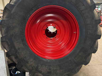 Wheels, Tyres, Rims & Dual spacers  800/70R38