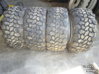 Wheels, Tyres, Rims & Dual spacers Continental Set v. 4 wielen 315/55R16 MPT81