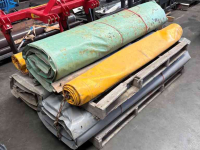 Other agricultural transport equipment and accessories  Partij bodemmatten en stopshocks