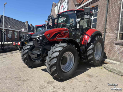 Tractor Case-IH Farmall 100M