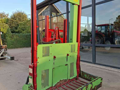 Silage block-cutter Strautmann Hydrofox HX 4 met hefmast