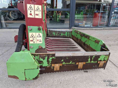 Silage block-cutter Strautmann Hydrofox HX 4 met hefmast