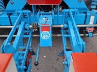 Seed drill Monosem 12 rijige bietenzaaier Semoir