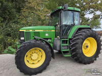 Tractor John Deere 7700