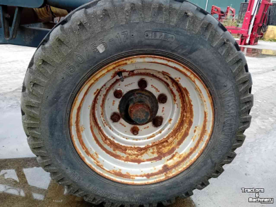 Fertilizer spreader Trioliet Mullos TST 1150 kunstmeststrooier