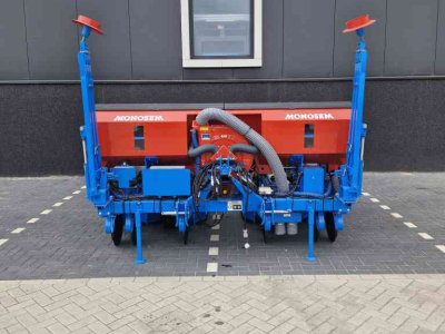 Seed drill Monosem NG Plus ME DT 6 rijige maiszaaier