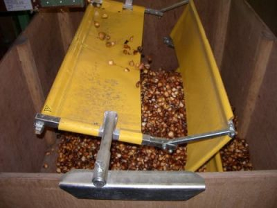 Loading chutes Doornbos Bollenvalbreker