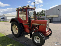 Tractor International 745XL 2wd MARGE!