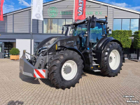 Tractor Valtra Q305