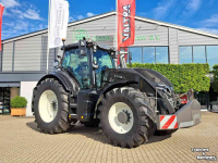 Tractor Valtra Q305