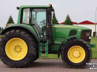 Tractors John Deere 6820