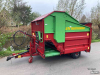 Silage-block distribution wagon Strautmann UBVW Blokkenwagen