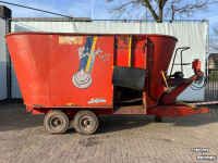 Feed mixer Peecon Biga Twin Eco 15 m3 voermengwagen