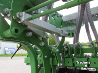 Seed drill Amazone Avant 3002 Aanbouwzaaimachine