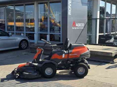 Ride-on mower Husqvarna Rider 420 TsX AWD