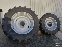 Wheels, Tyres, Rims & Dual spacers Vredestein 540/65R38 380/70R28