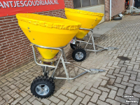 Other cleaning and sweeping machines and accessories Cemo Zoutstrooier SW 300 met PE-bak