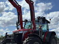 Tractor Massey Ferguson 5M.115 D4