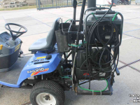 Horticultural Tractors Iseki SXG216H diesel hydrostaat minitrekker met Weedmaster onkruidkoker heetwatermachine