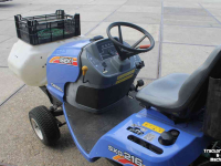 Horticultural Tractors Iseki SXG216H diesel hydrostaat minitrekker met Weedmaster onkruidkoker heetwatermachine