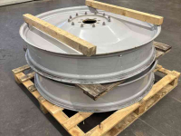 Wheels, Tyres, Rims & Dual spacers Molcon 10 x54 achter en 10 x38 voor