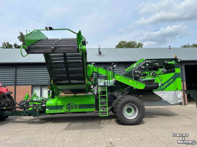 Potato harvester AVR SPirit 9200