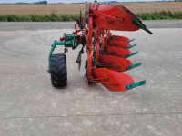 Ploughs Kverneland EG100-300