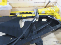 Combinehead & Pick-Up New Holland DIAKIT - verticaal mes  CASE Axel Fow 8230 & NEW HOLLAND CR 9080CNH Parts nr:5199024