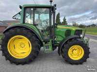 Tractor John Deere 6220