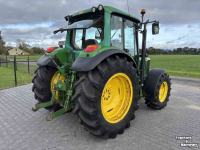 Tractor John Deere 6220