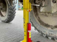Other machines and accessories for the workshop and yard  Hydraulische krik Spraylift