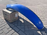 Diverse used spare-parts New Holland T4.75S Rechter spatbord 48078950