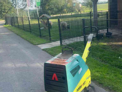 Vibrating plates Ammann APR4920