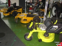 Ride-on mower Hustler Dash/Raptor