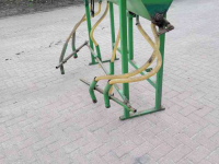 Fertilizer spreader Basrijs rijenstrooier 6 rijen