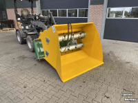 Straw spreader for boxes Heuvelmans Instrooibak met transportband