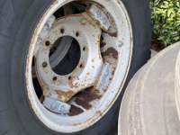 Wheels, Tyres, Rims & Dual spacers Case-IH set velgen 24 inch, met 14.9-24 banden erop