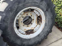 Wheels, Tyres, Rims & Dual spacers Case-IH set velgen 24 inch, met 14.9-24 banden erop