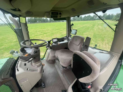 Tractor John Deere 6105R
