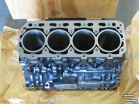 Tractor New Holland T 3030/T 3020 Motorblok  Boomer 40 Parts nr:87289321/87289298 Cilinderkop MT20117716