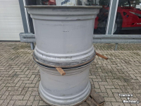 Wheels, Tyres, Rims & Dual spacers Massey Ferguson VELGEN 38X25 INCH
