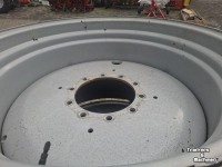 Wheels, Tyres, Rims & Dual spacers Massey Ferguson VELGEN 38X25 INCH