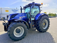Tractor New Holland T7.270AC Stage V Blue Power